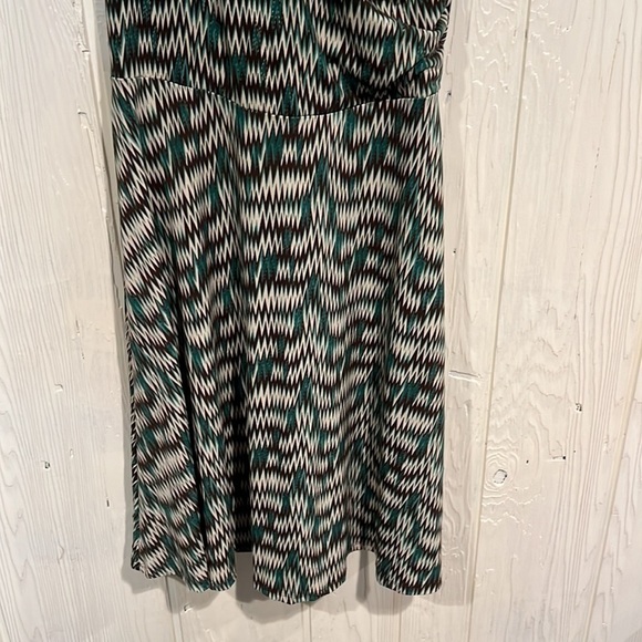 M.k.m Designs Dress v neck - Picture 3 of 10